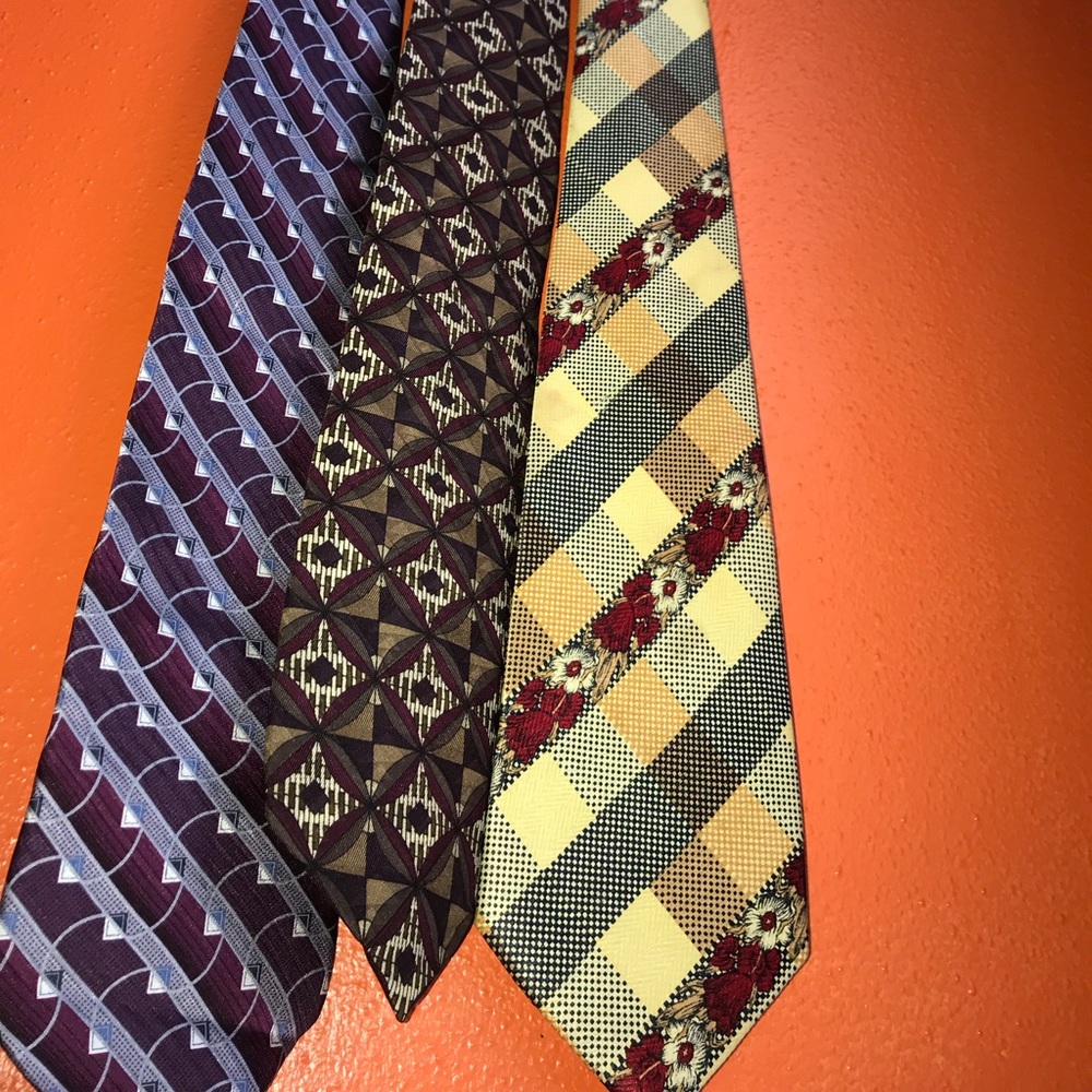 Patterned ties bundle!
